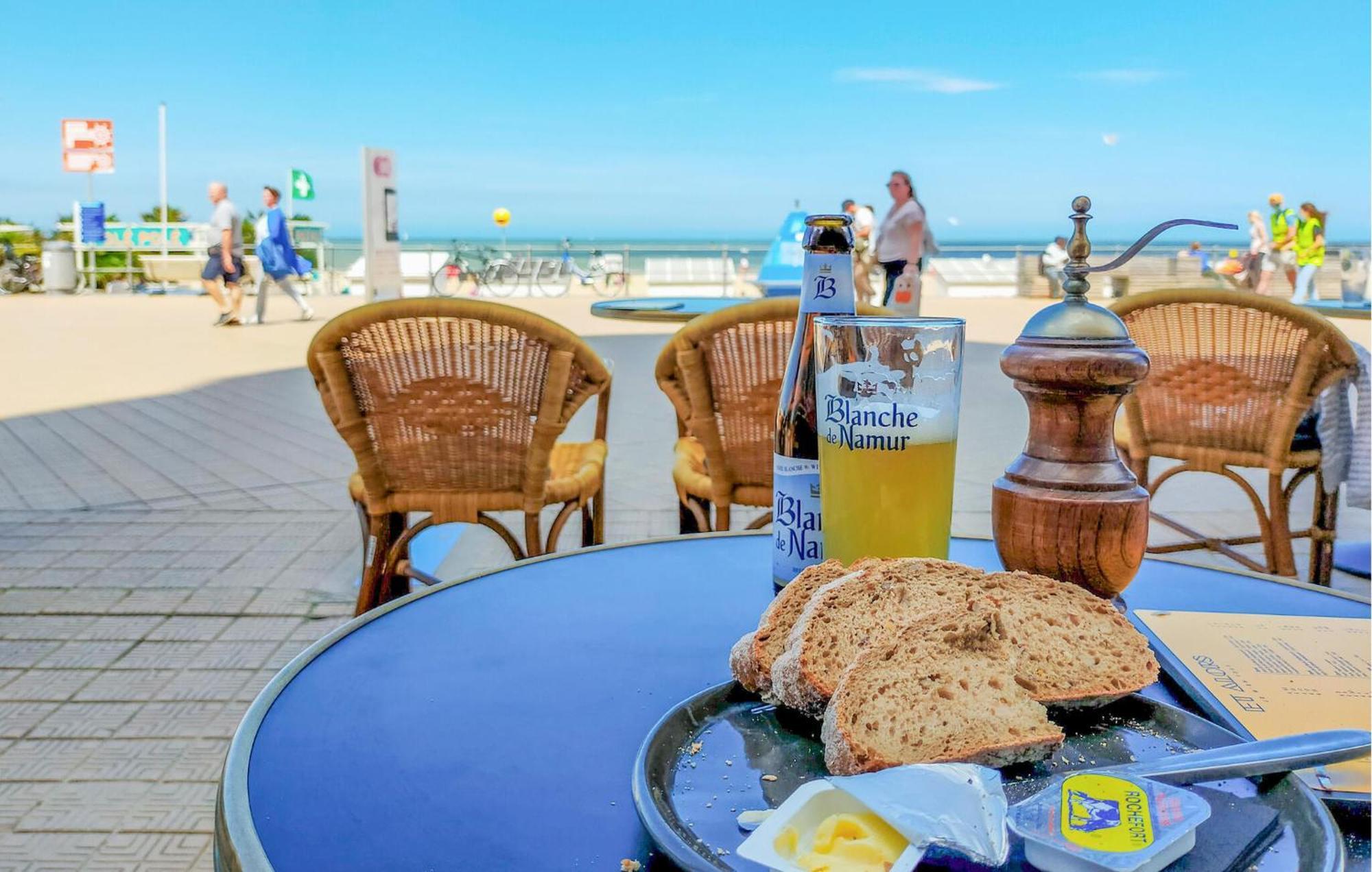 Awesome Apartment In Oostende With House Sea View 외부 사진